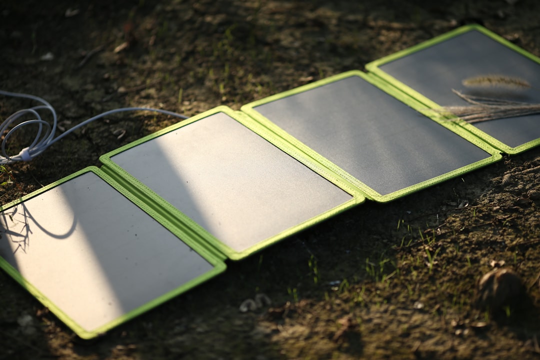 Solar battery storage system